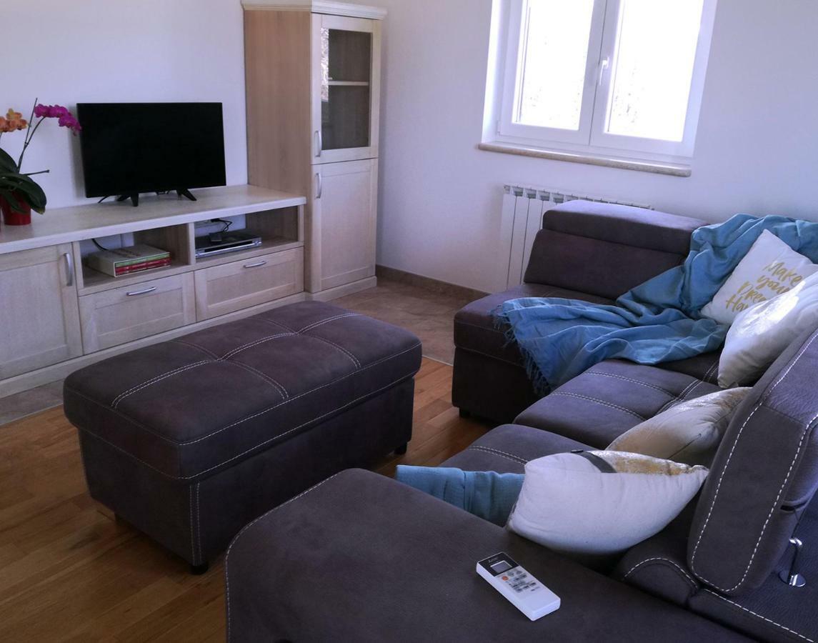 Apartment Luce Pićan Zewnętrze zdjęcie